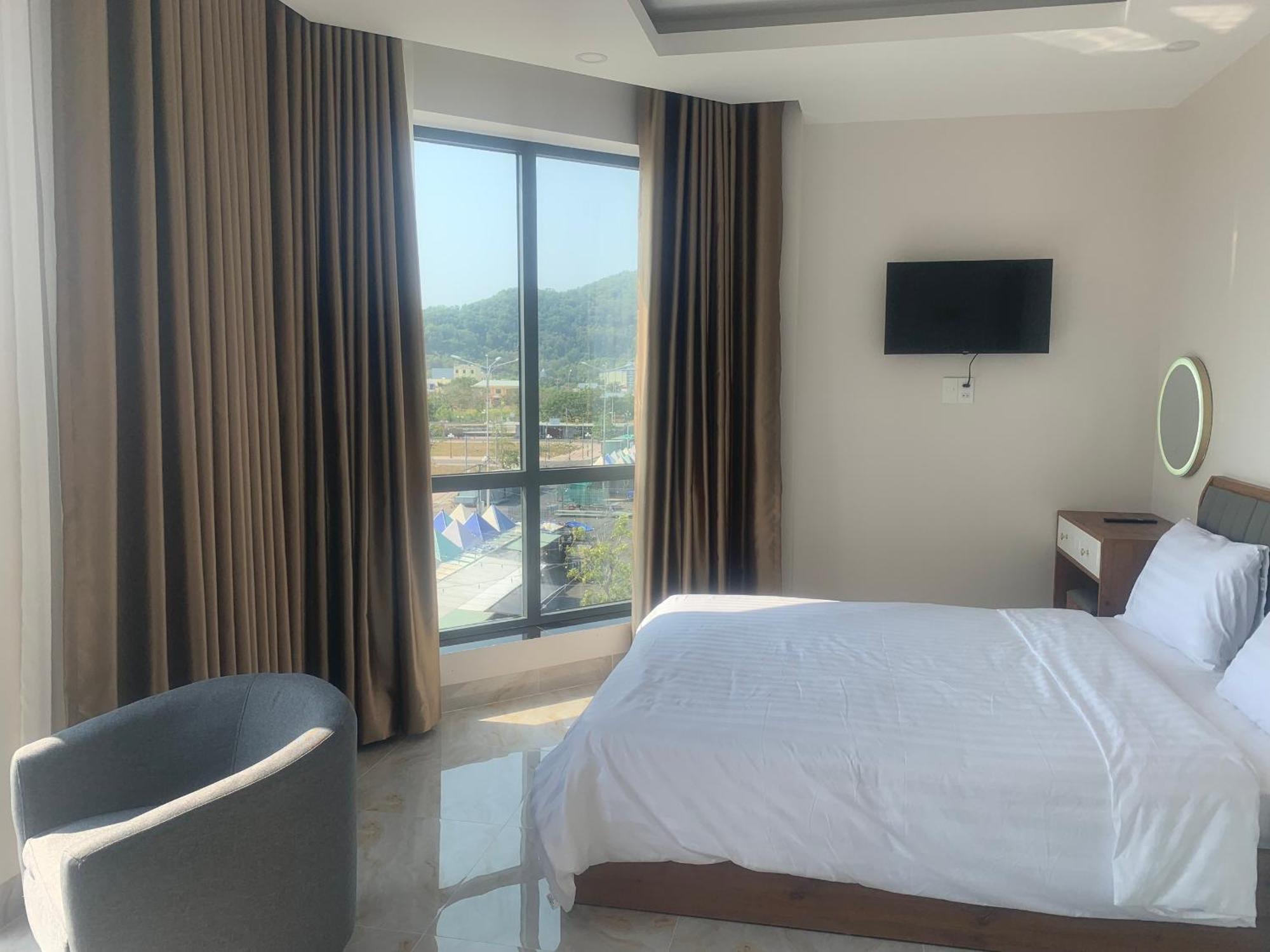 Ha Hung Panorama Hotel Hà Tiên Esterno foto